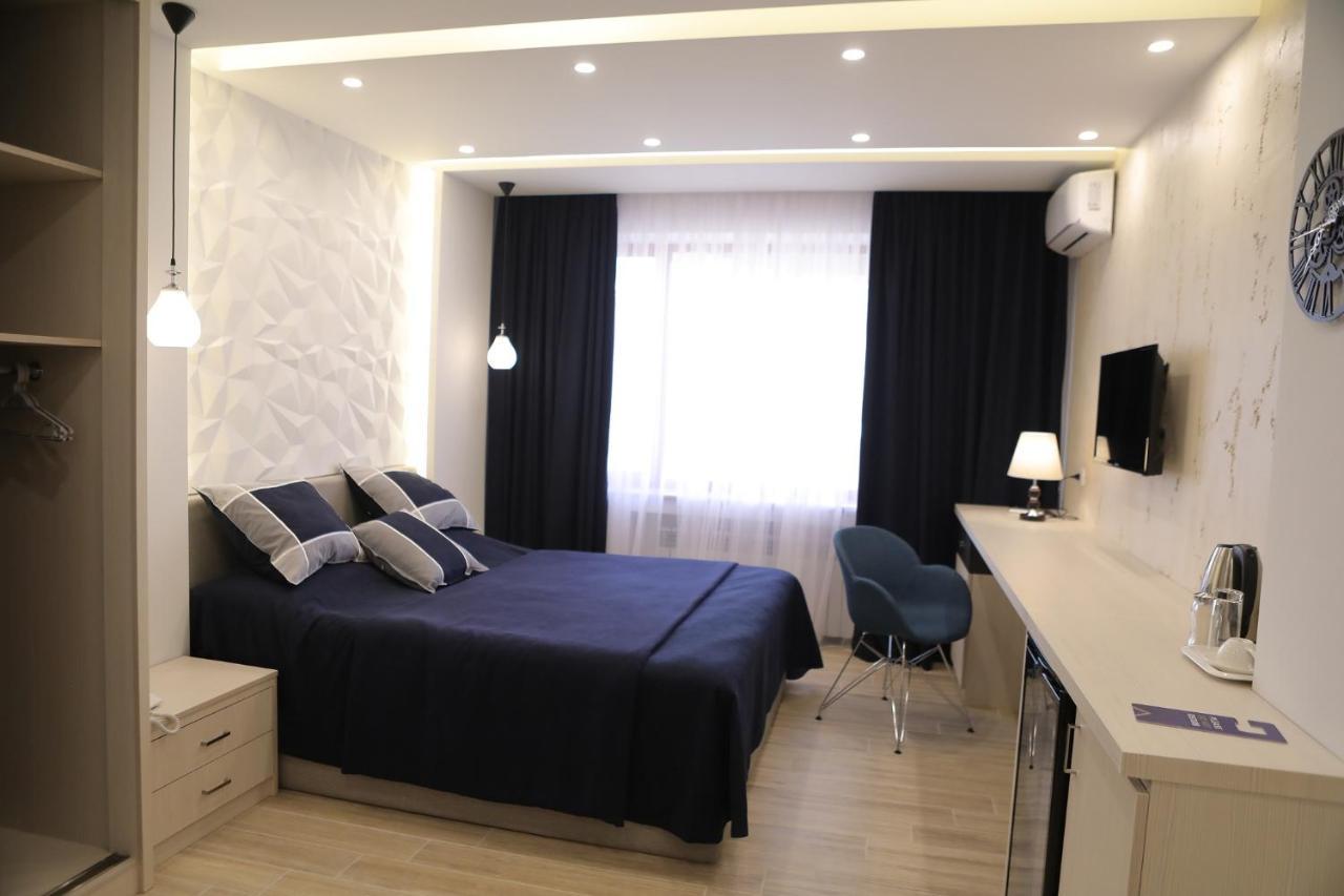 4Room Hotel Erevan Exterior foto